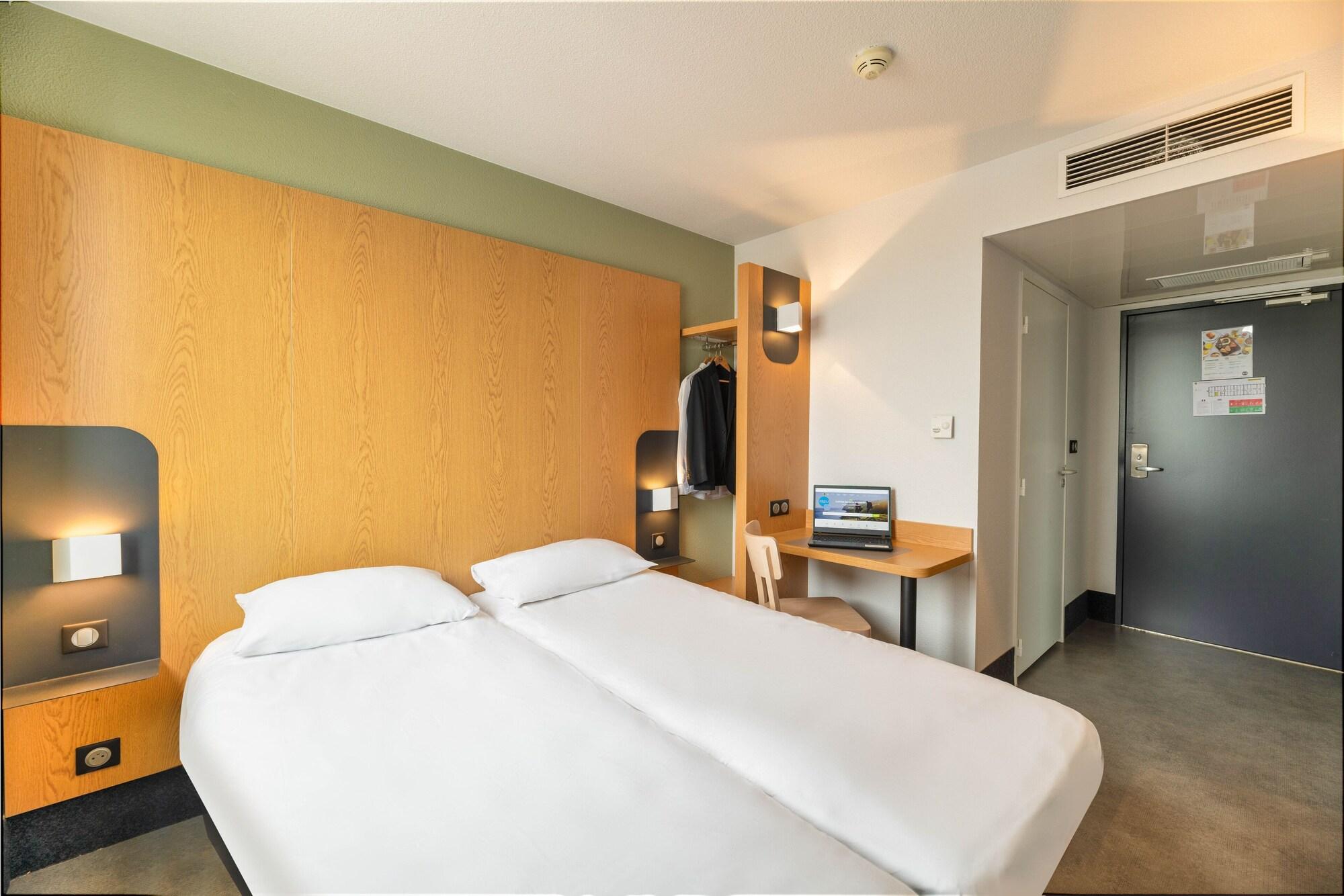 B&B Hotel Lyon Sud Etats-Unis Vénissieux Buitenkant foto