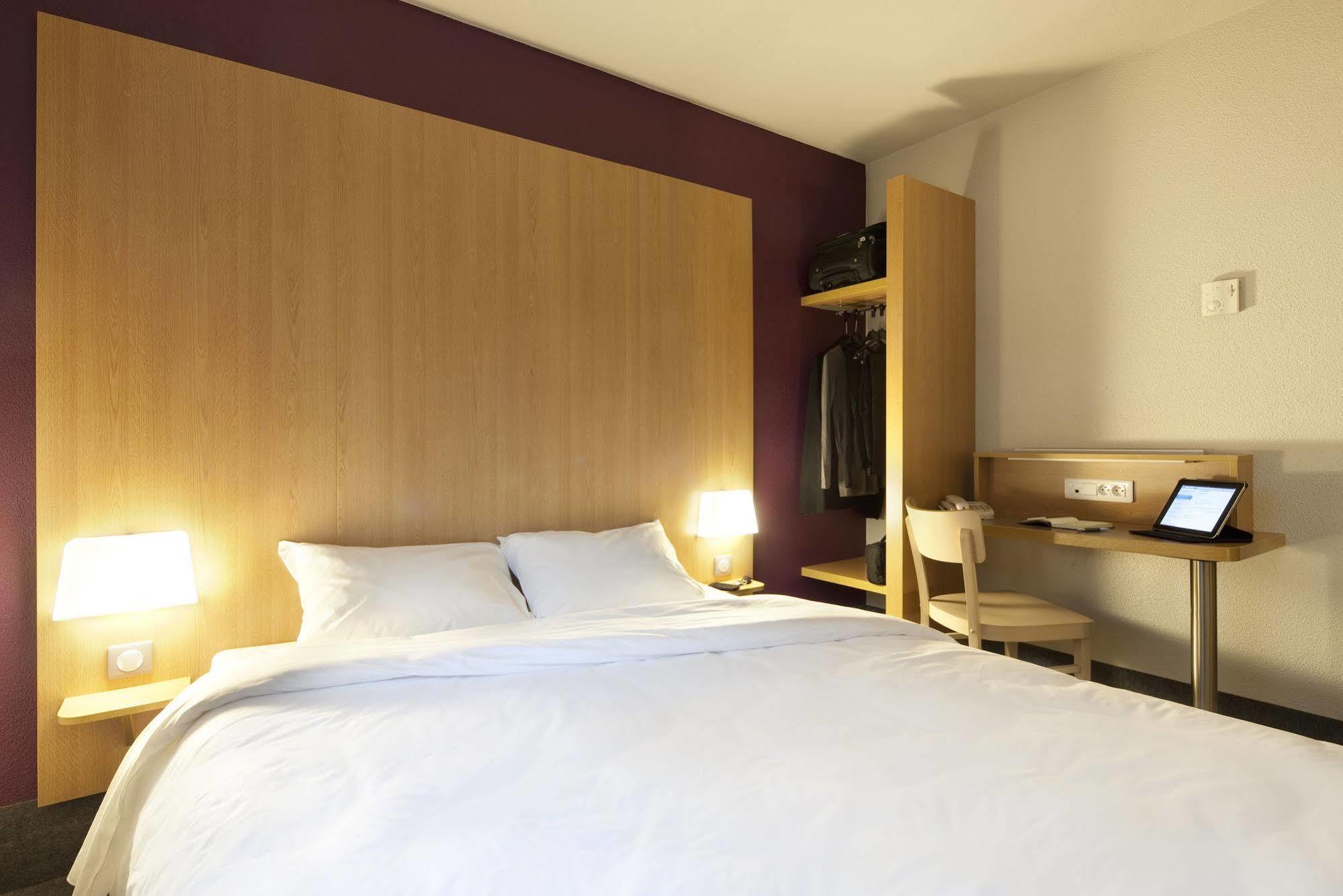 B&B Hotel Lyon Sud Etats-Unis Vénissieux Buitenkant foto